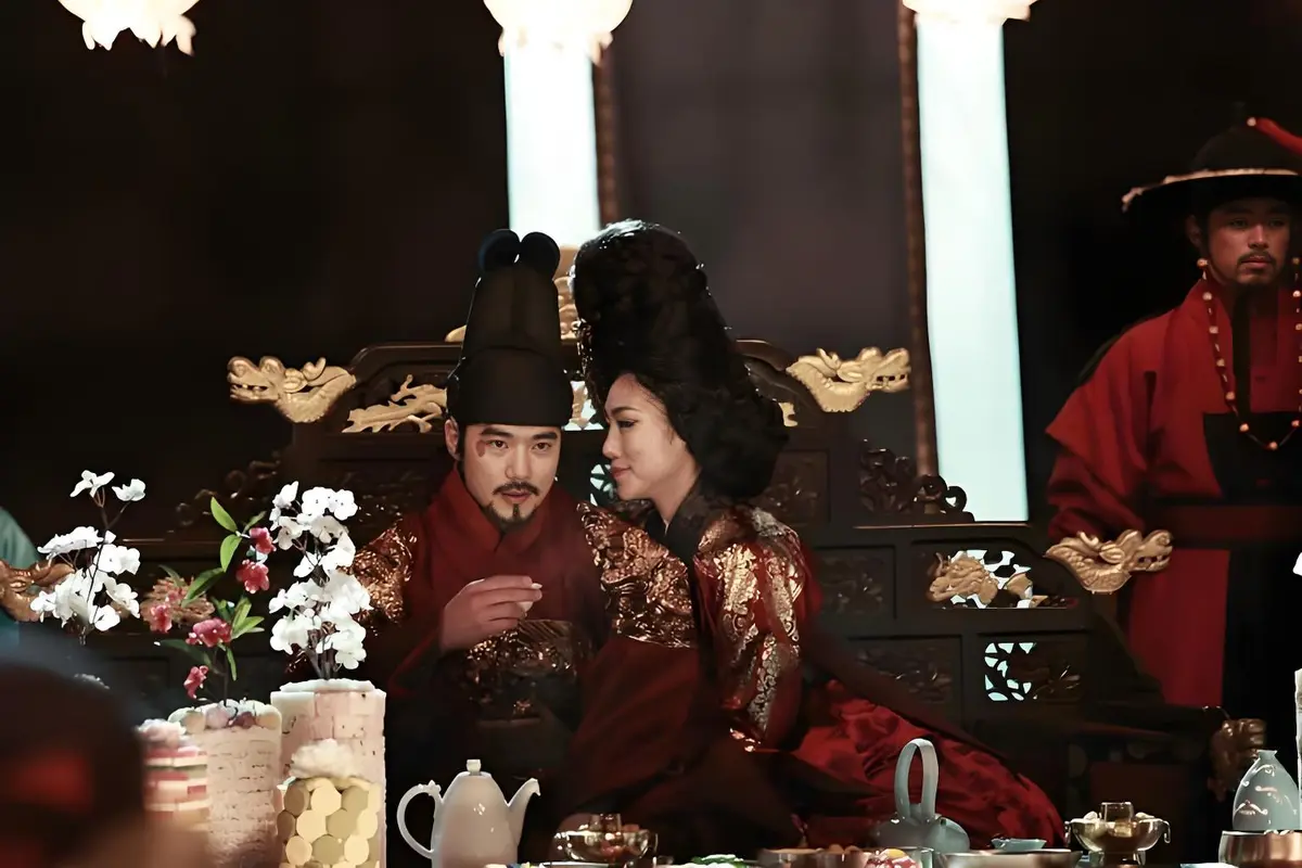 《奸臣》未删减版在线观看-韩国电影奸臣HD高清完整版-无广告免费播放-奸臣在线观看
