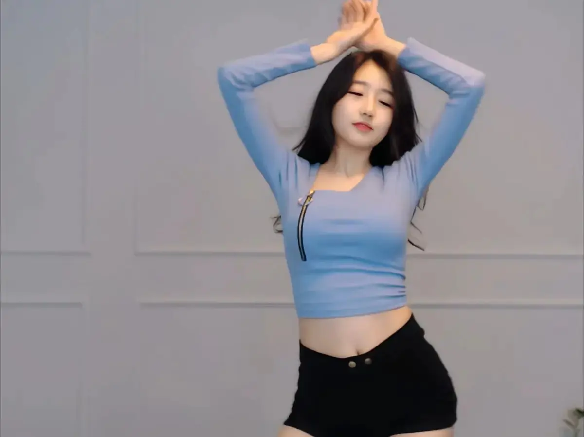 onlyfans每日大赛徐雅8月加长版高清合集 - 终极剪辑高能瞬间抢先看 - 动漫资源免费在线观看 - 还有更多徐雅独家内容