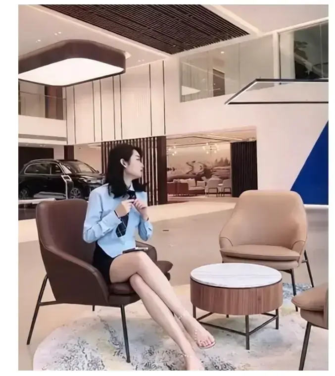 佳木斯新玛特迪桑特女销售事件完整现场视频在线观看 - 佳木斯新玛特导购事件后续结果意想不到 - 破防说不出话全网震惊免费播放