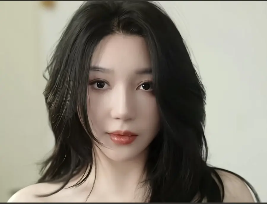 《三人行》Eily全部作品合集免费下载-教母eily三部曲短剧在线看-高清无删减三人行全集