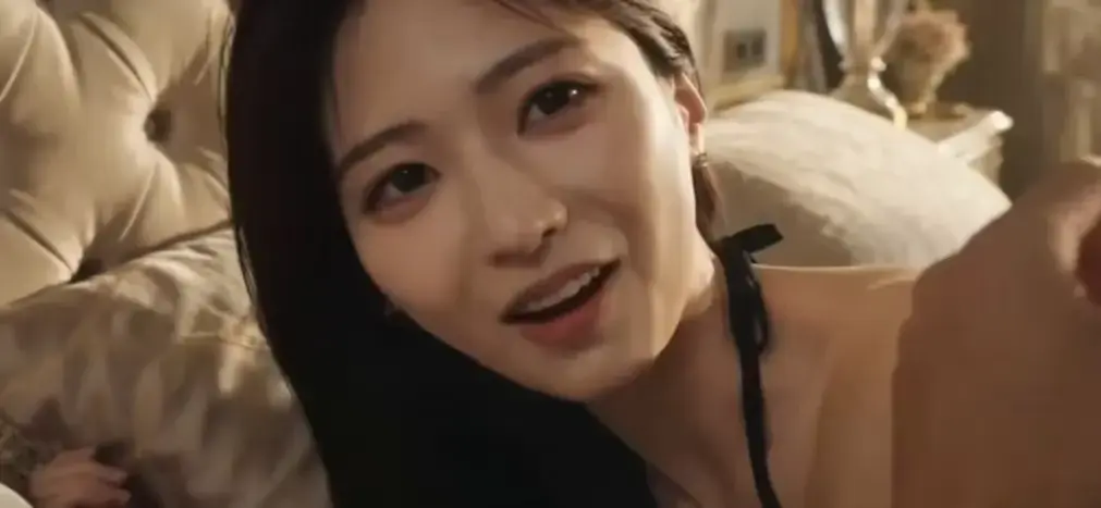 《B中爱情故事》高清全集免费观看-黄豆AI短剧完整版无删减-4K资源百度网盘一键转存-B中爱情故事纯净无广告在线播放