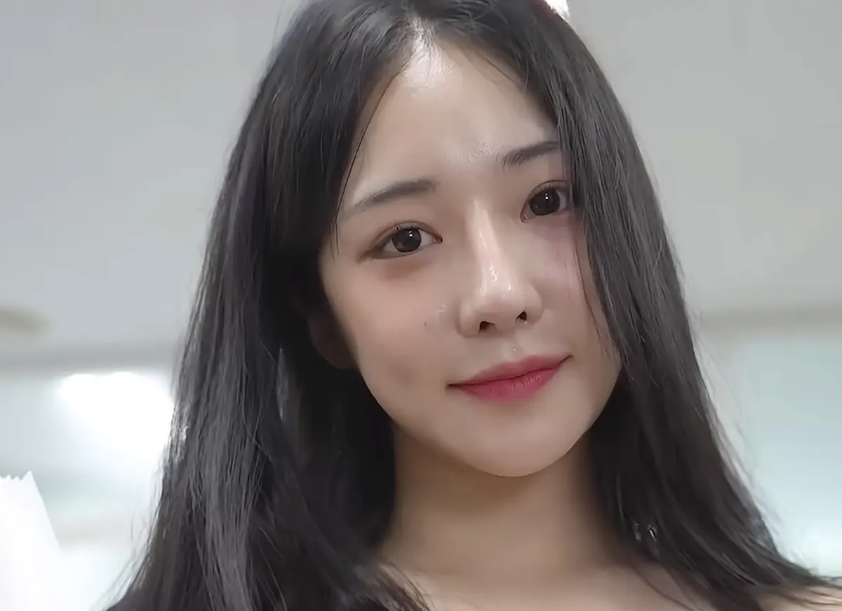 韩国综艺《hi-teenager》全集超清未删减在线观看，韩国短剧hi-teenager神奇的眼镜免费播放不卡顿，星空影院完整版资源一键保存随心看